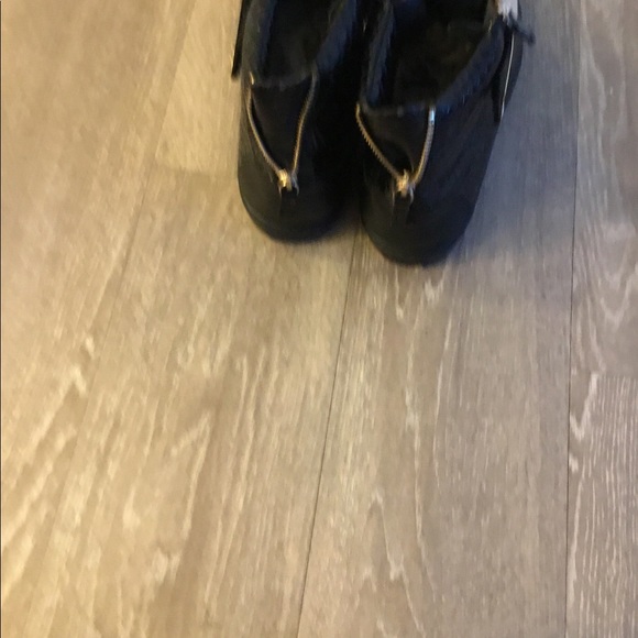 Giuseppe Zanotti Embossed leather Ankle Shoes Size 42 European. $800 - Picture 11 of 13